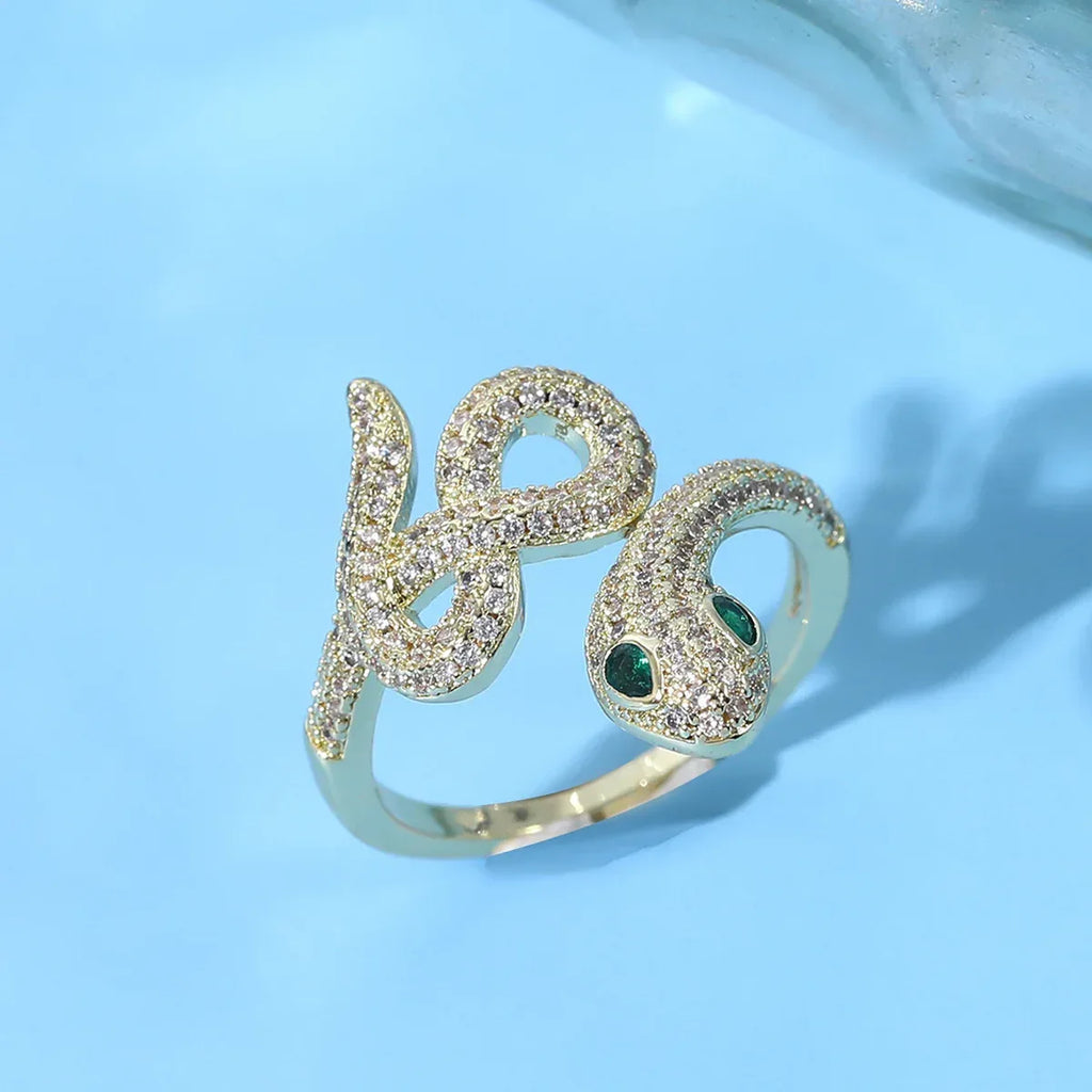 american-diamond-cobra-ring - Viexta