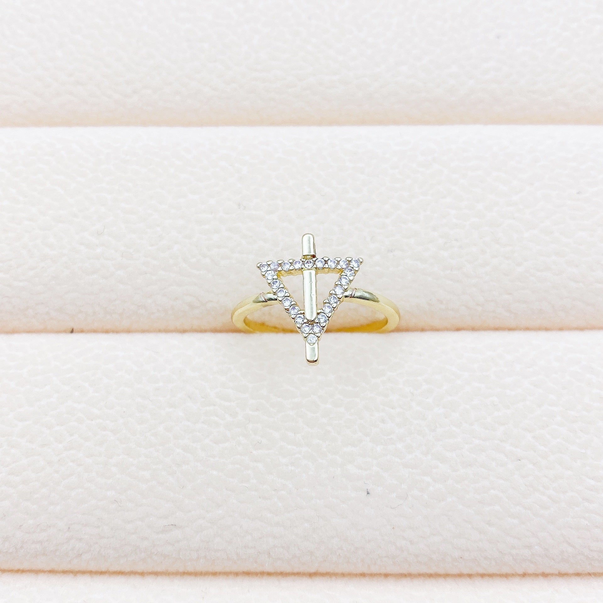 Micro Inlaid Zircon Geometric Ring