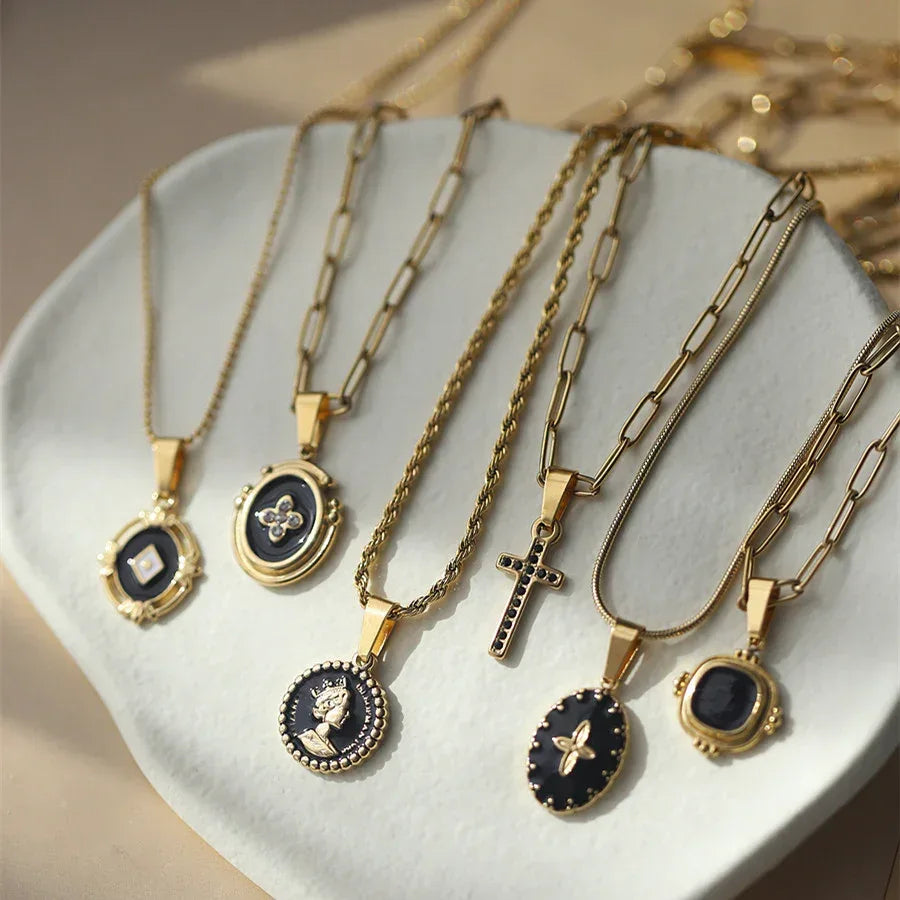 Retro Black Titanium Necklace - Viexta