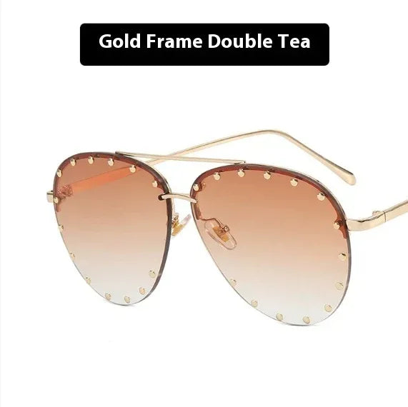 Women's Metal Rivet Large Frame Fashionable Sunglasses - Viexta