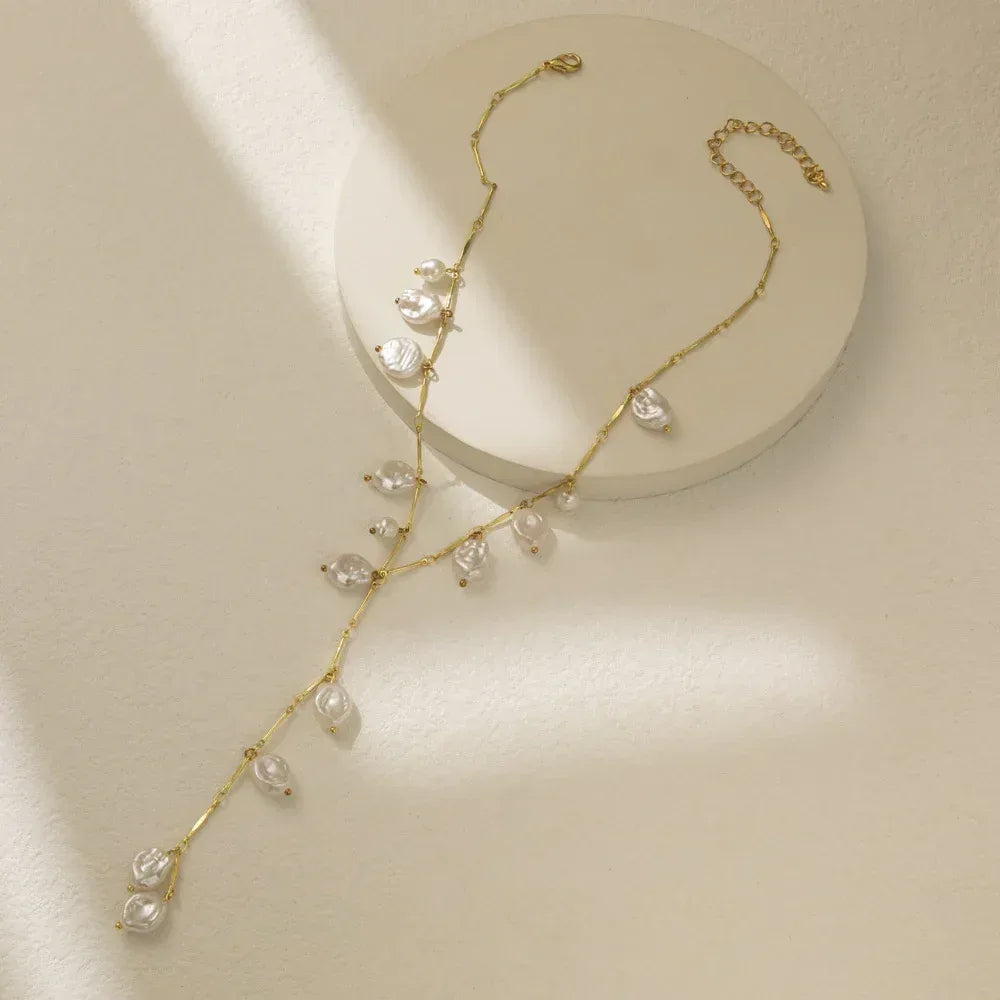 Brass Stitching Pearl Pendant Necklace - Viexta