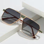 Square-shaped UV-protection Sunglasses