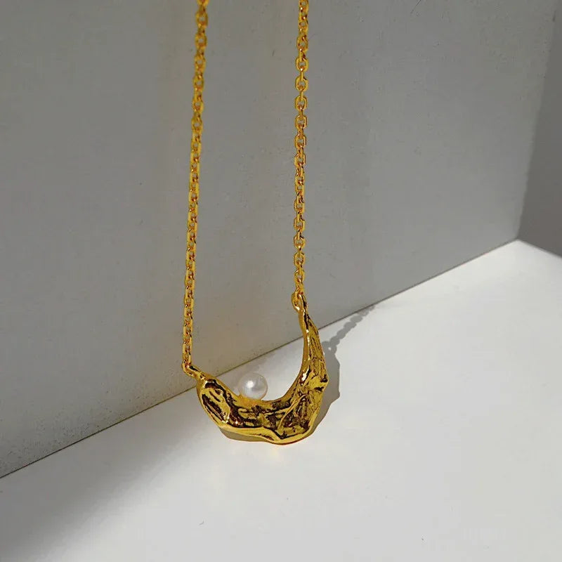 Crescent Clavicle Chain - Viexta