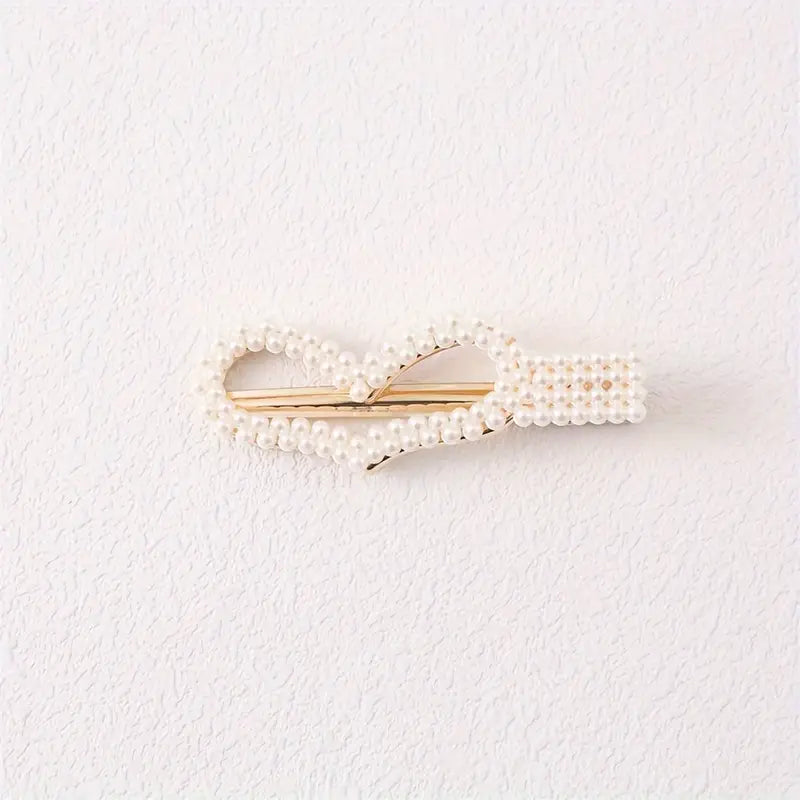 Faux Pearl HairClip