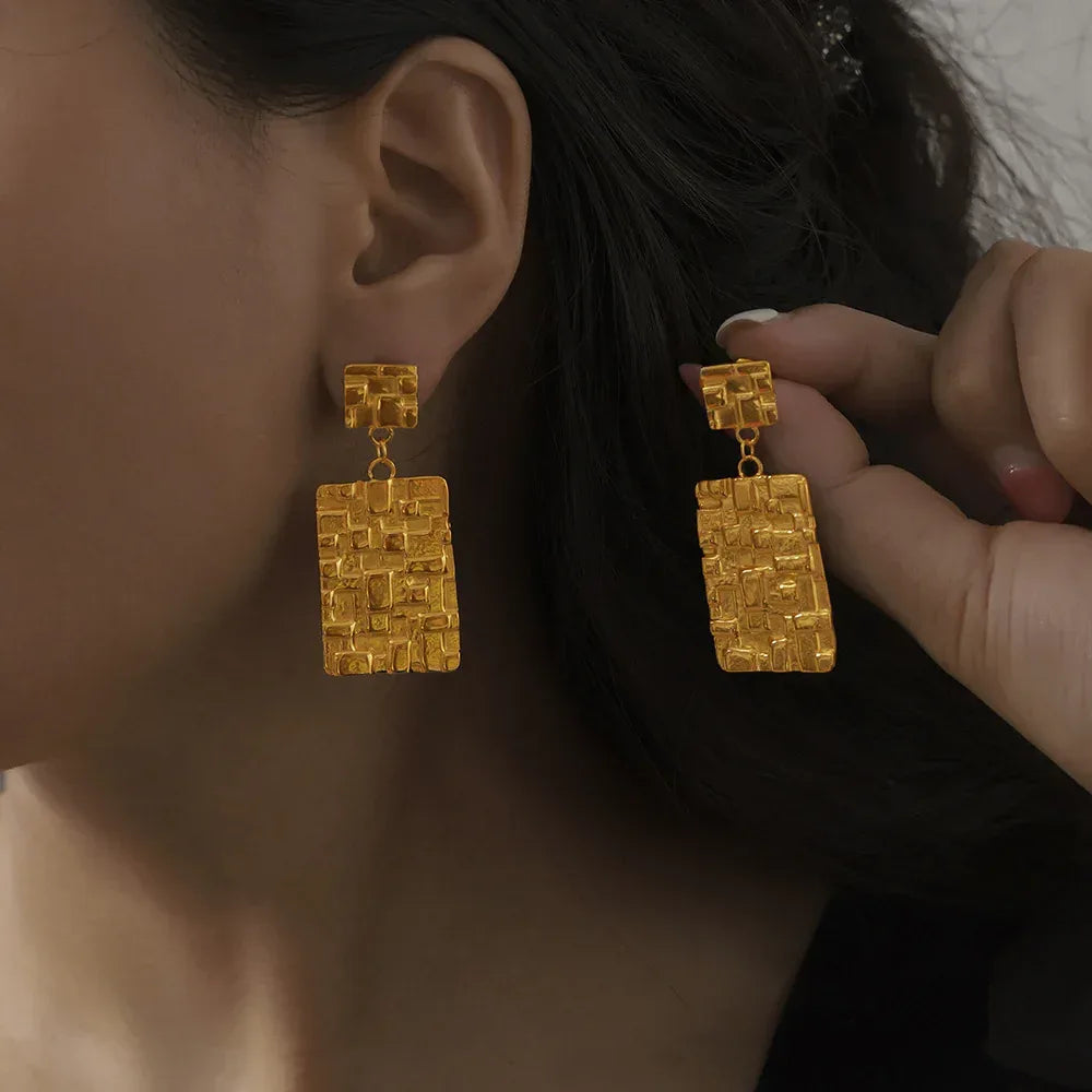 Pearl Texture Titanium Steel Casting Earrings - Viexta