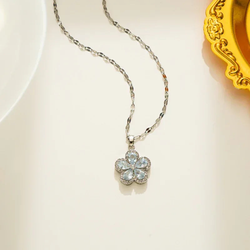 Titanium Steel Women's Zircon Clavicle Chain - Viexta