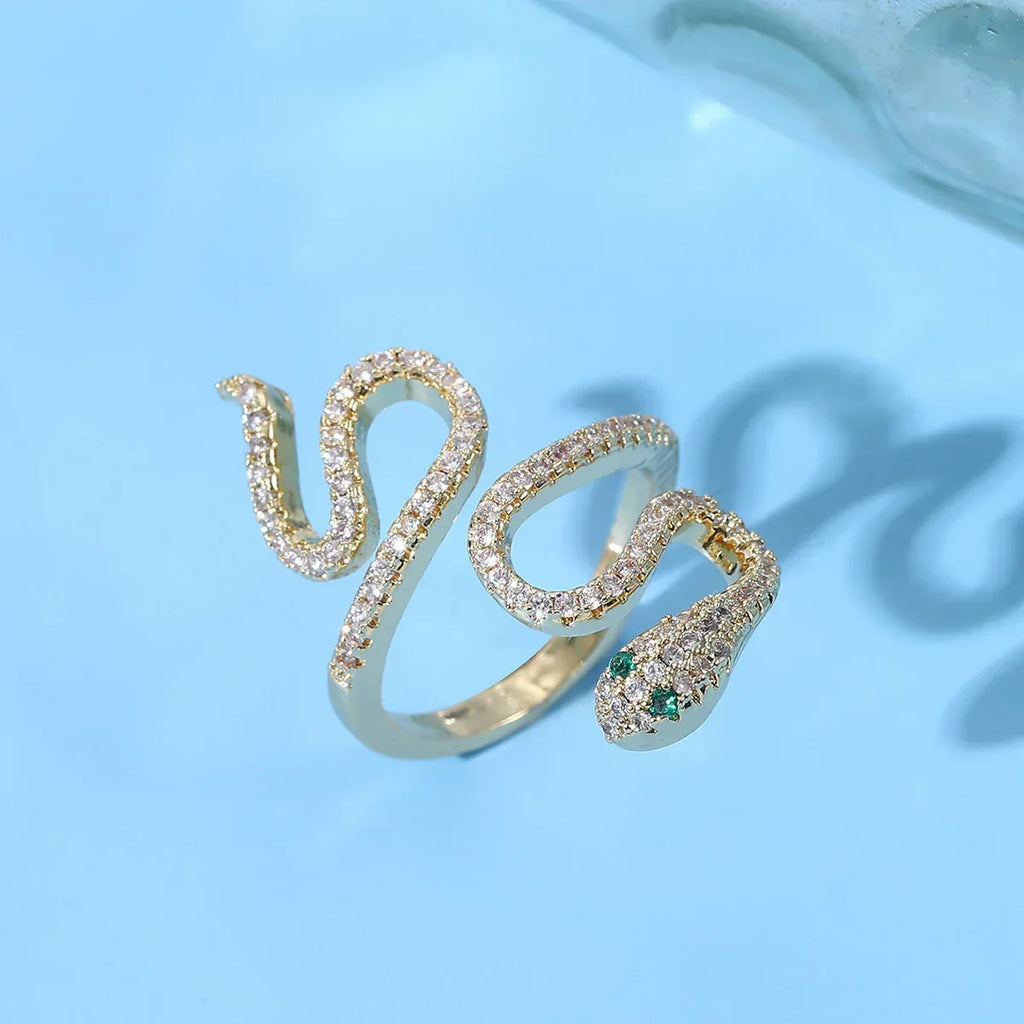american-diamond-cobra-ring - Viexta