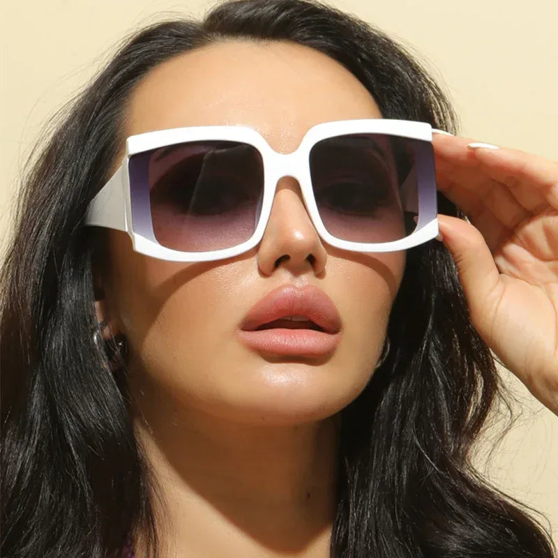 Square Large Frame Sunglasses - Viexta