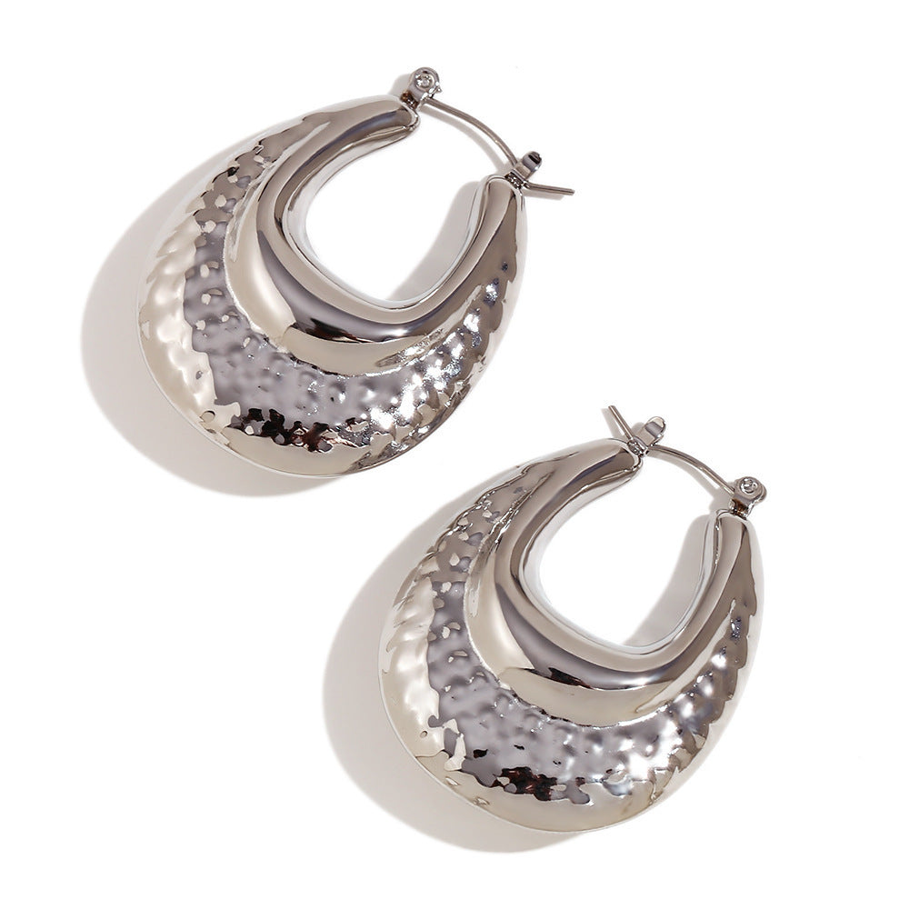 Beat Pattern Glossy Oval Earrings