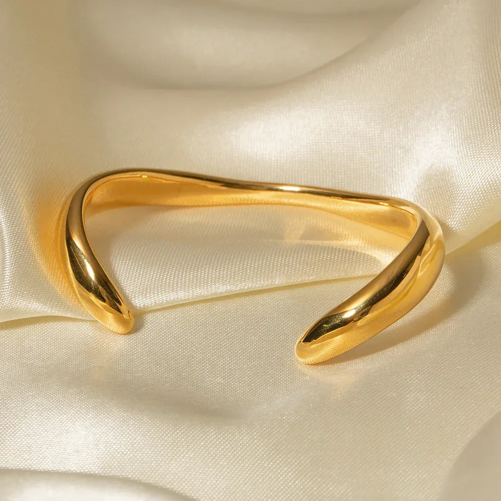 Curvy Irregular Bracelet - Viexta