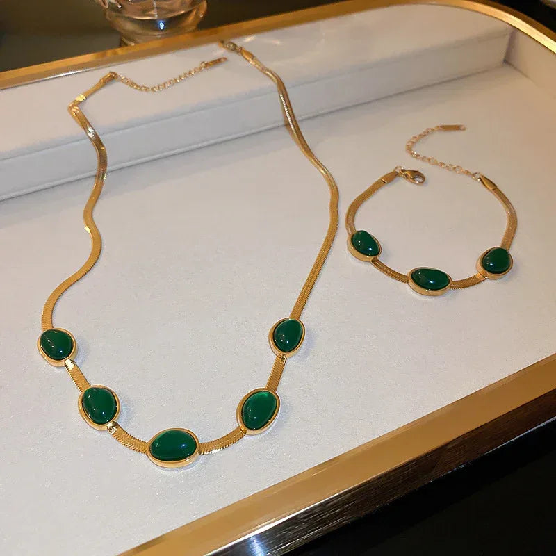 Green Stone Crystal Snake Chain - Viexta