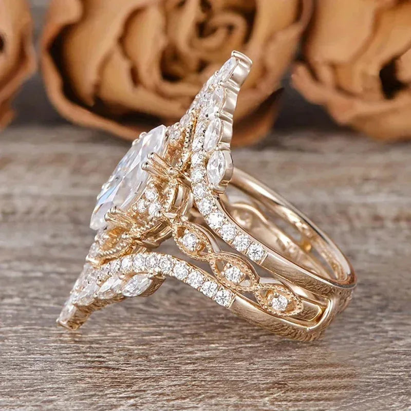 Crown Horse Eye Diamond Ring - Viexta