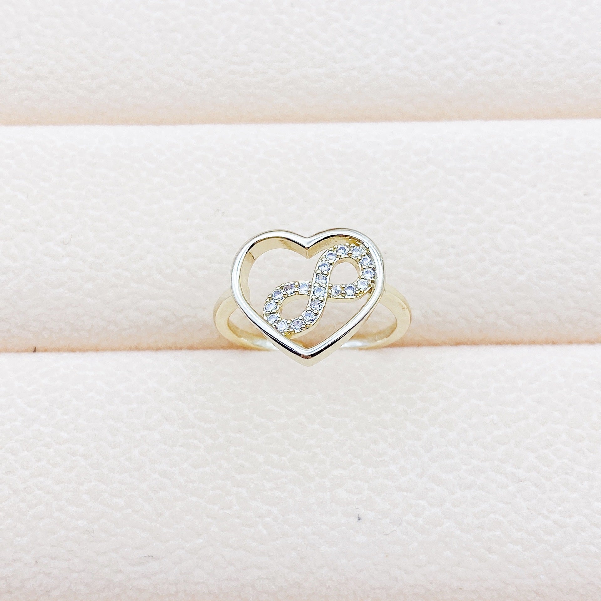 Micro Inlaid Zircon Geometric Ring