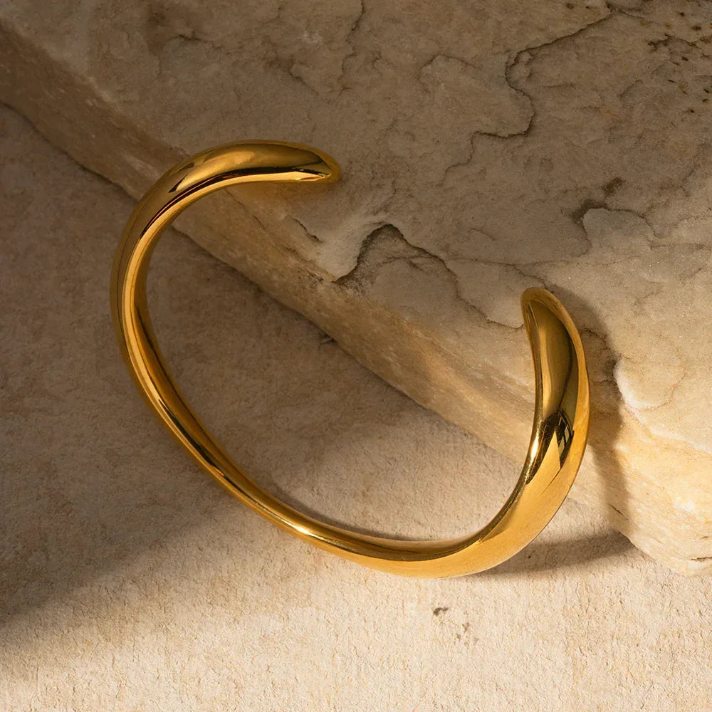 Curvy Irregular Bracelet - Viexta