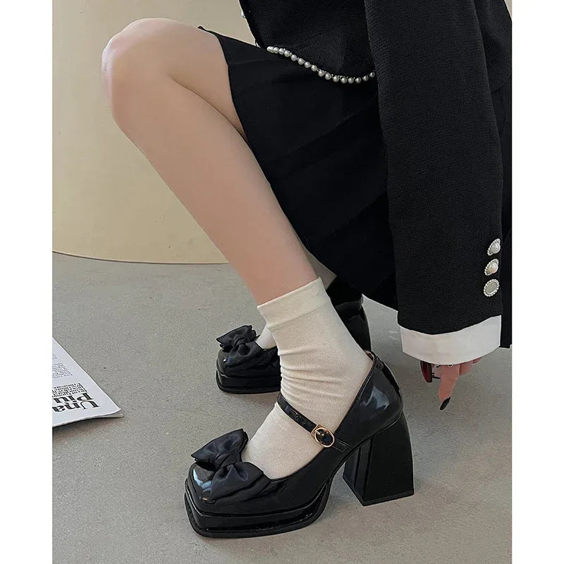 fashionable-black-chunky-heels-for-women - Viexta