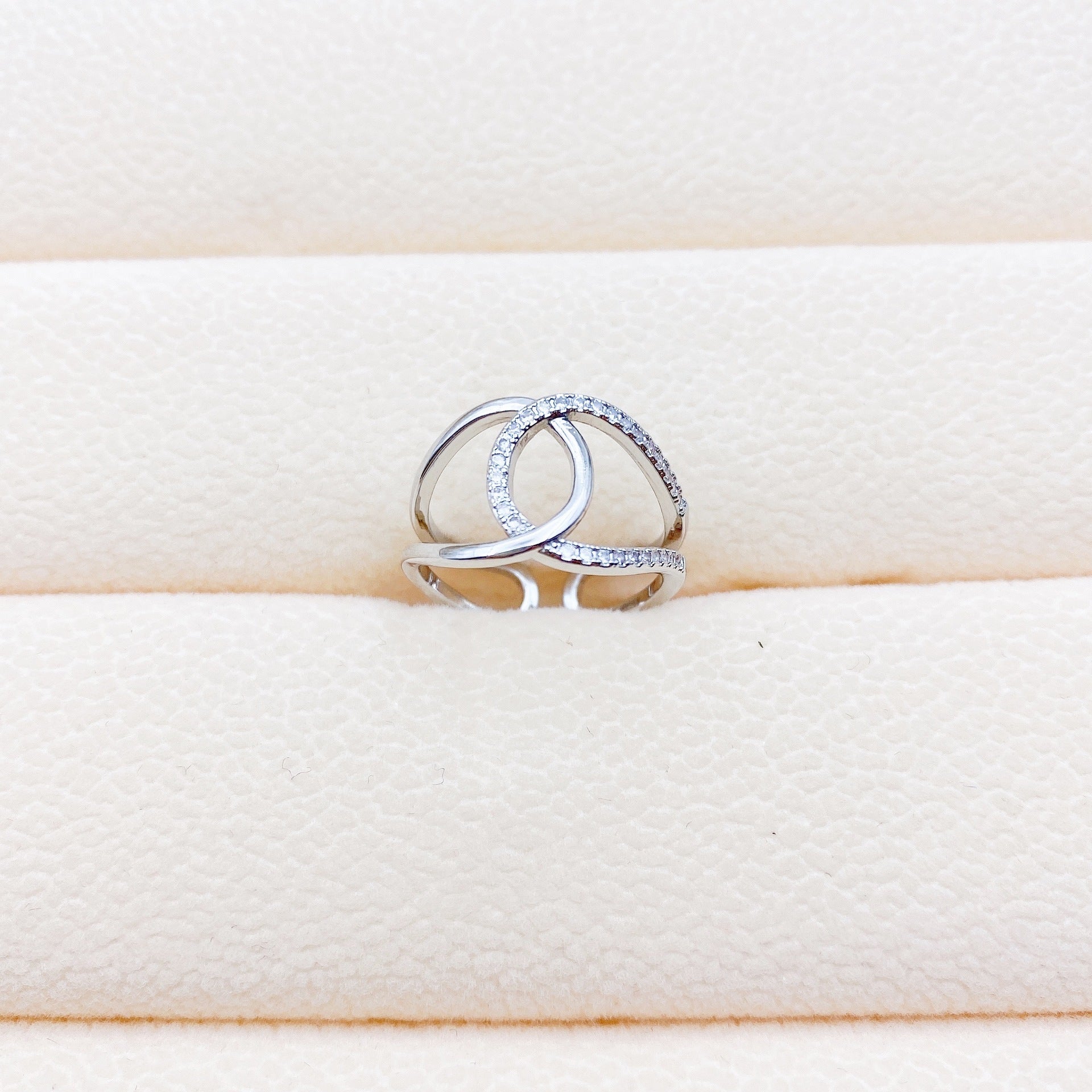 Micro Inlaid Zircon Geometric Ring