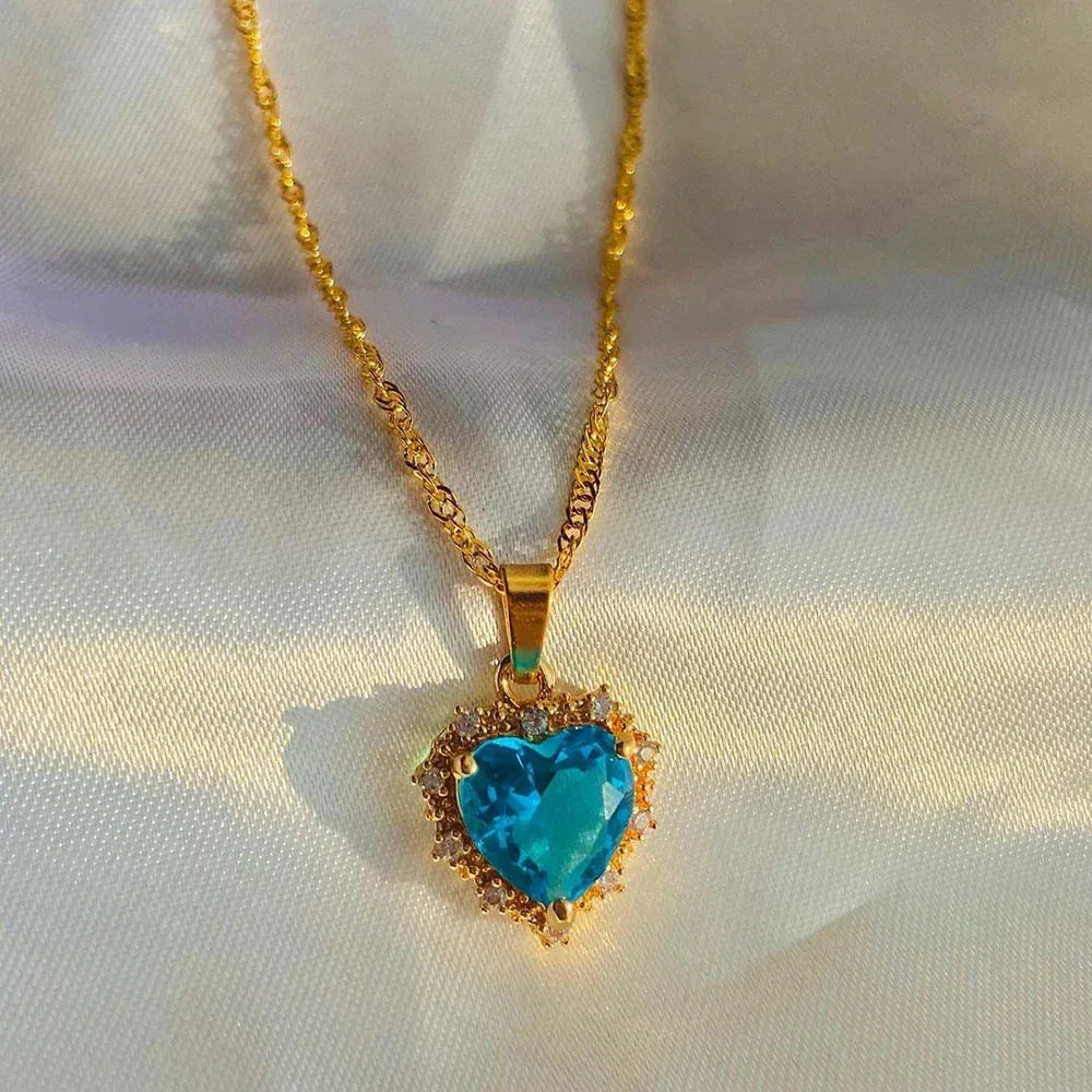 Colorful Rhinestones Heart-shaped Necklace - Viexta
