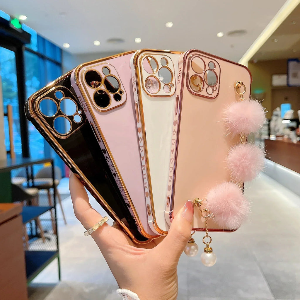 plush-bracelet-iphone-case - Viexta