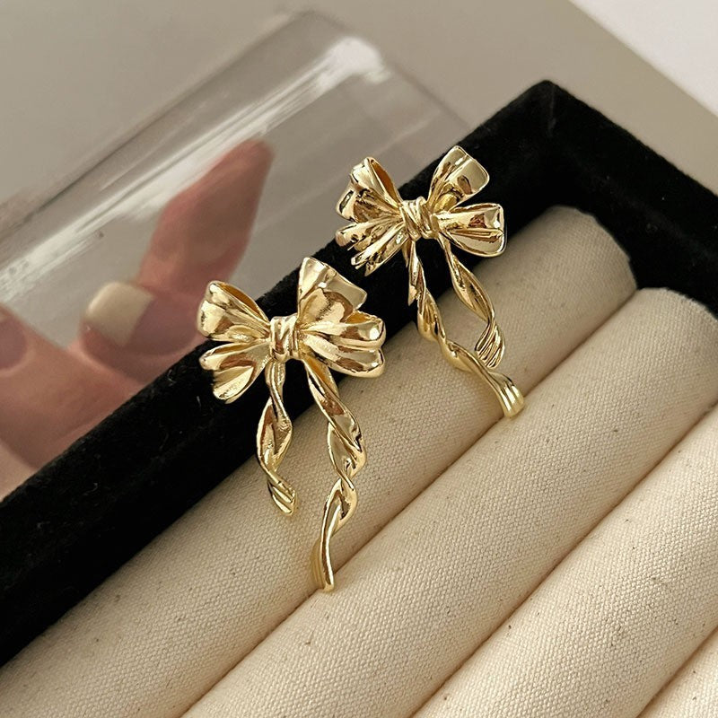 Retro Hong Kong Golden Versatile Earrings