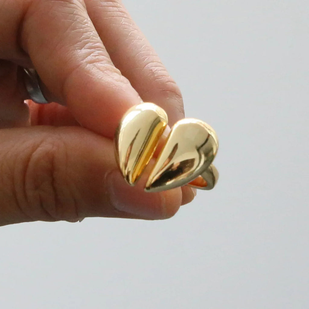 Brass Glossy Peach Heart Ring - Viexta