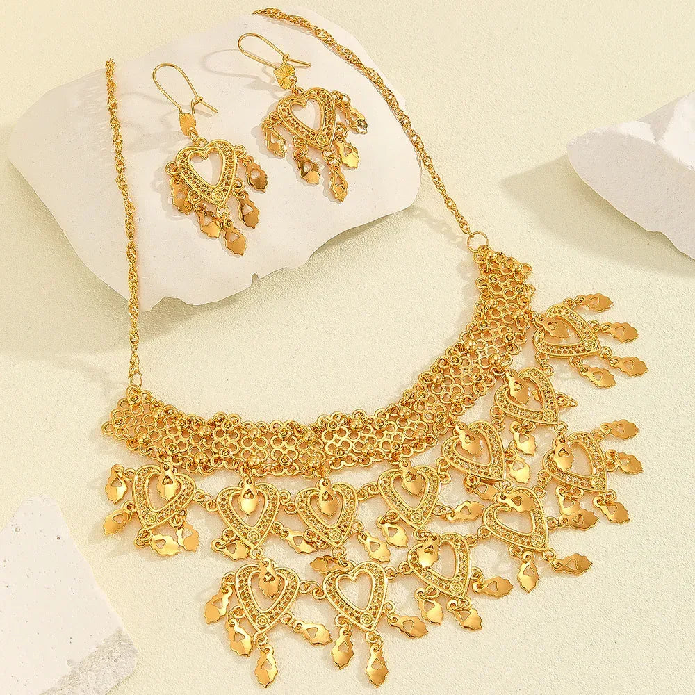 3pcs Retro Luxury Heart Hollow Necklace Earrings - Viexta