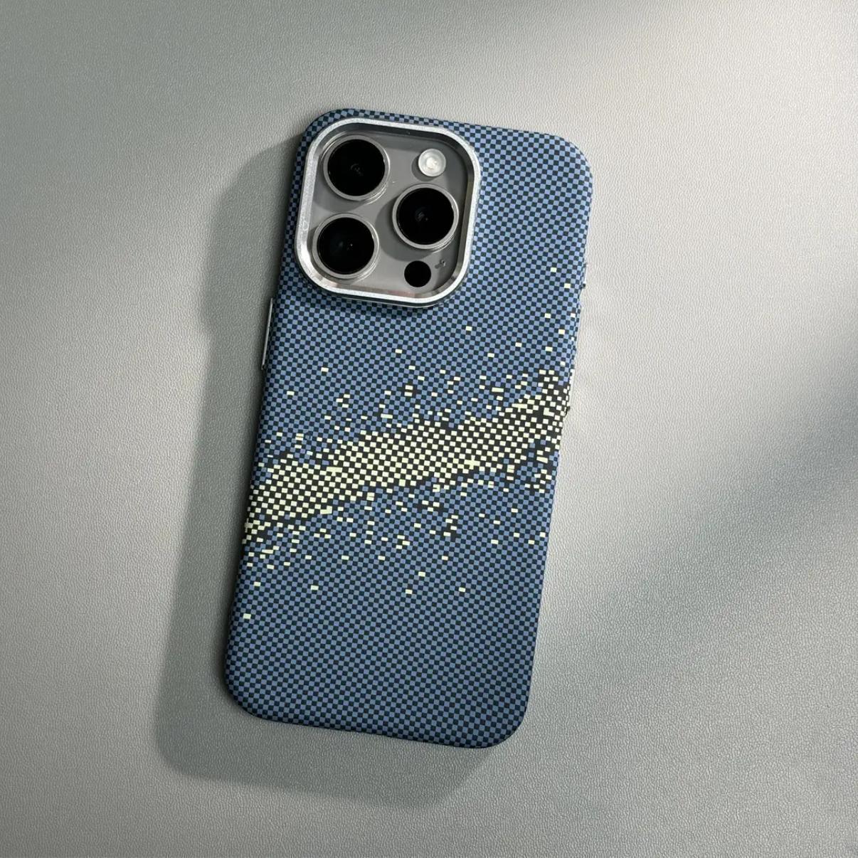 Carbon Fiber Pattern Magnetic Suction Drop-resistant iPhone Cover