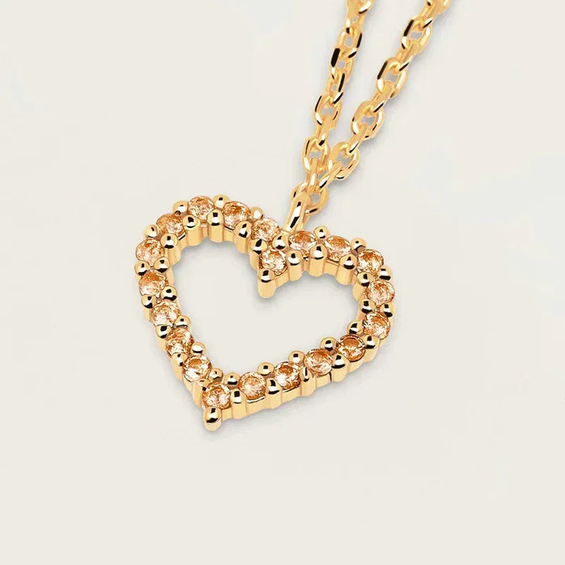 Hollow Heart Pendant Necklace - Viexta