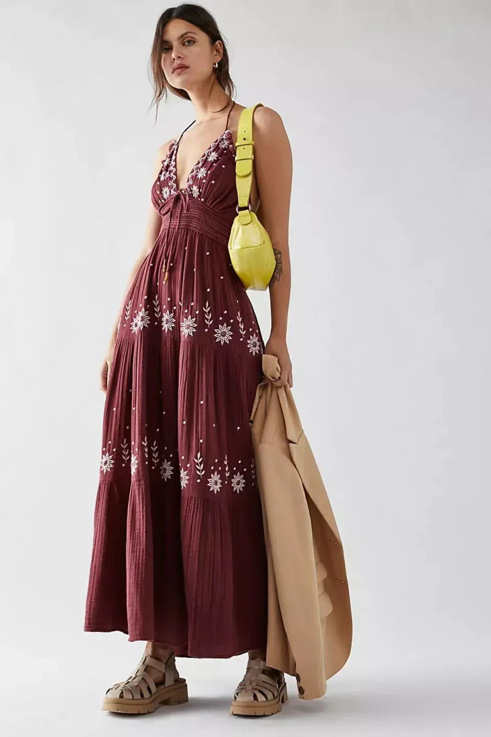 Summer V-neck Sleeveless Waist Embroidered Dress - Viexta