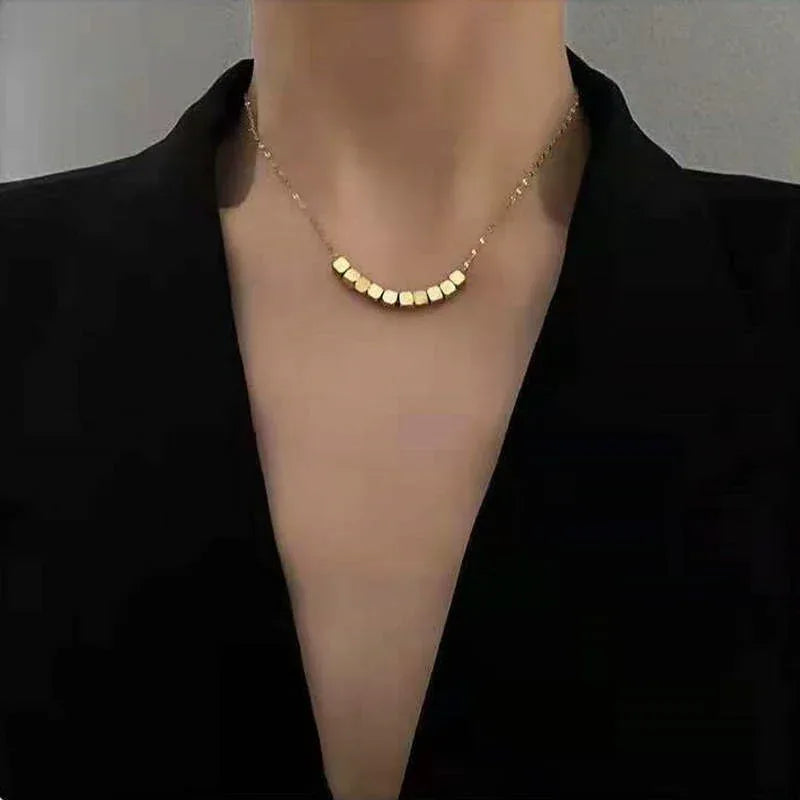 14K Gold-Plated Square Pendant Neckpiece - Viexta