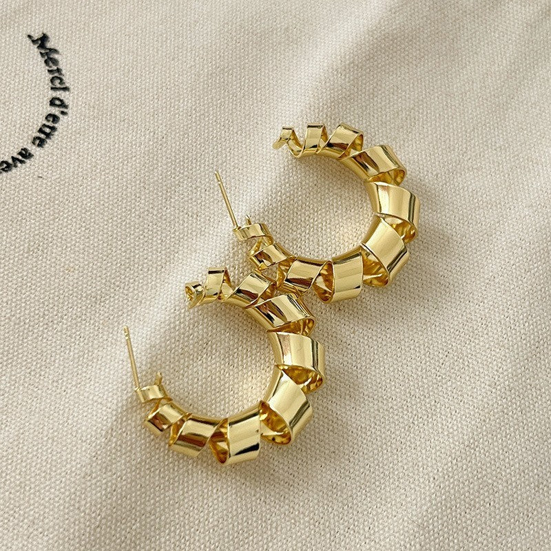 Retro Hong Kong Golden Versatile Earrings