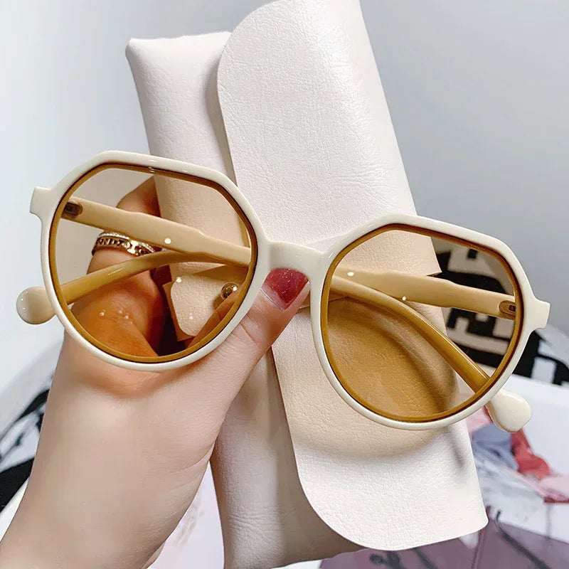 womens-fashion-retro-small-frame-sunglasses - Viexta