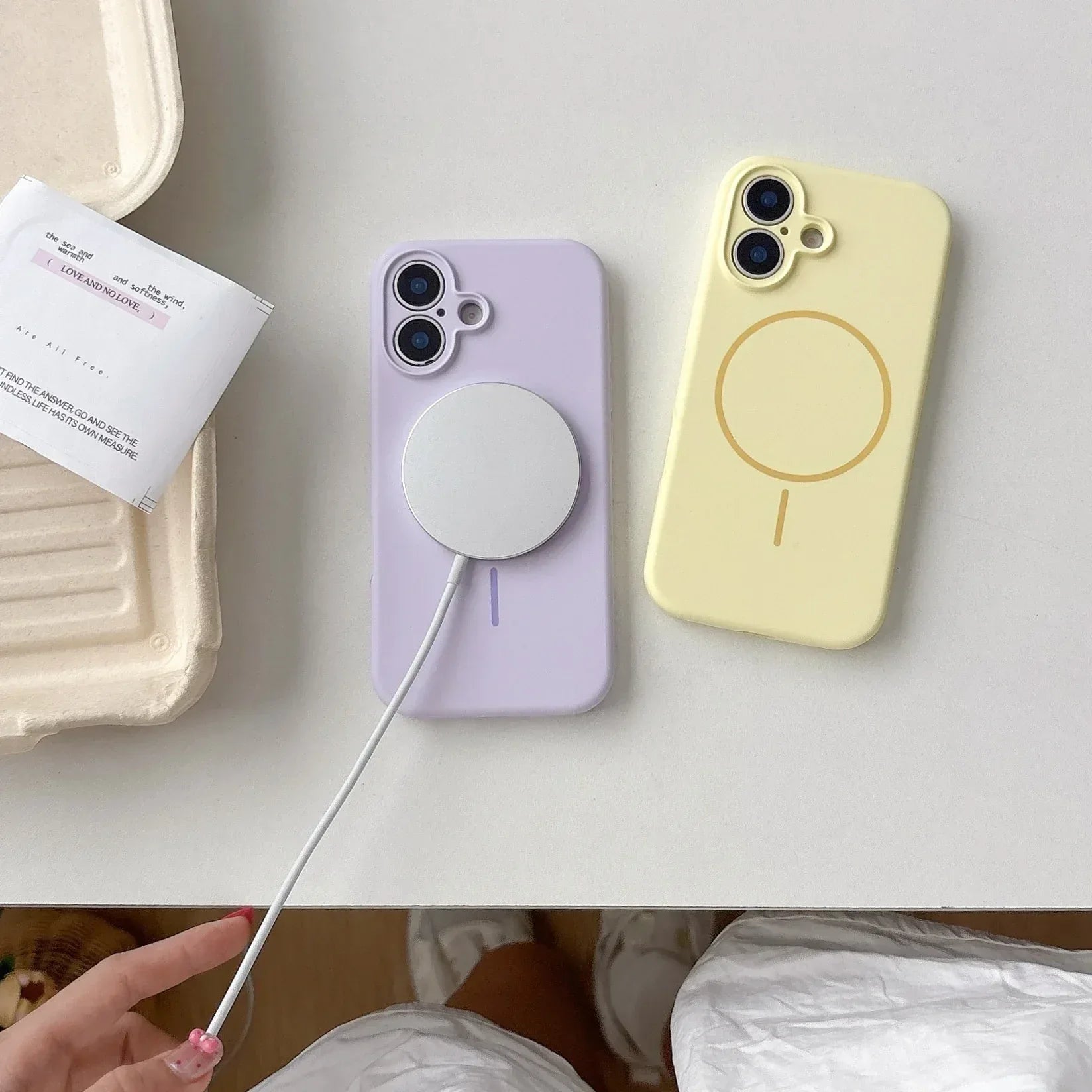Fine Circle Magnetic iPhone Case Liquid Silicone - Viexta