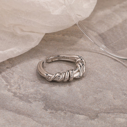 18k Twist Knot Ring