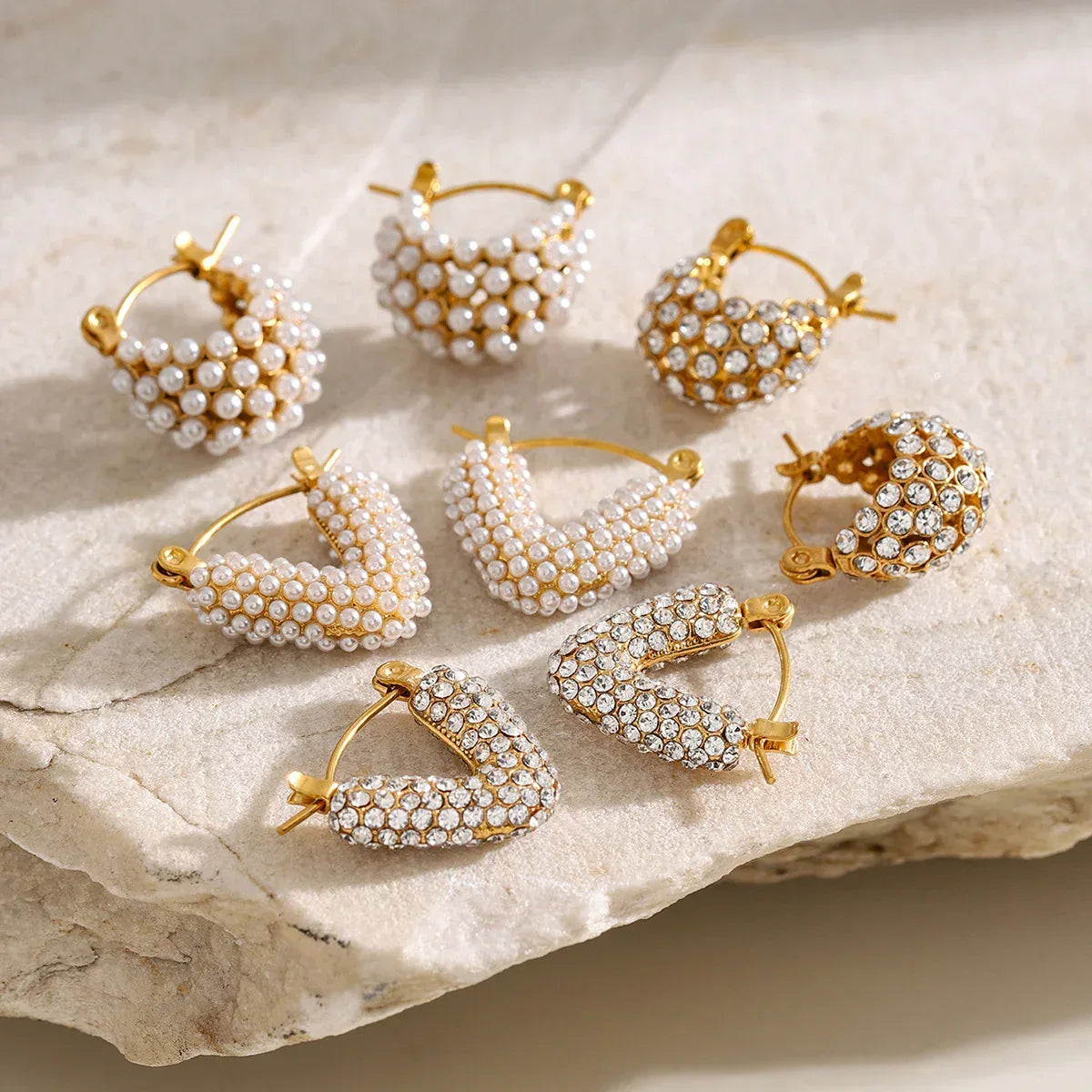 Fashion Hollowed-out Cabas Inlaid Rhinestone Earrings - Viexta