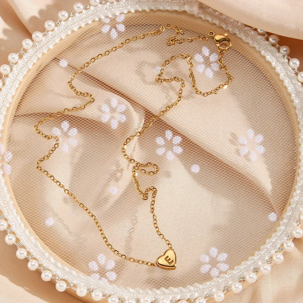 18k-heart-initial-gold-necklace - Viexta