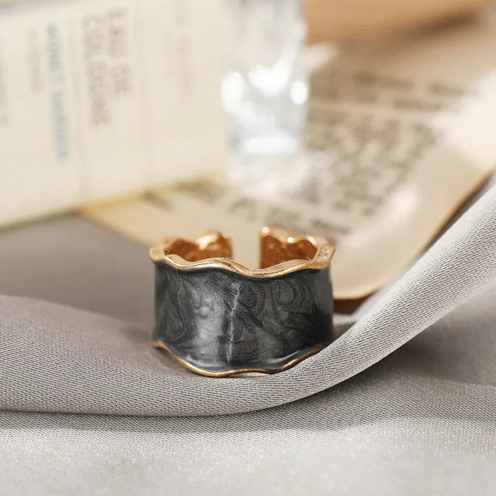 Irregular Retro Ring - Viexta