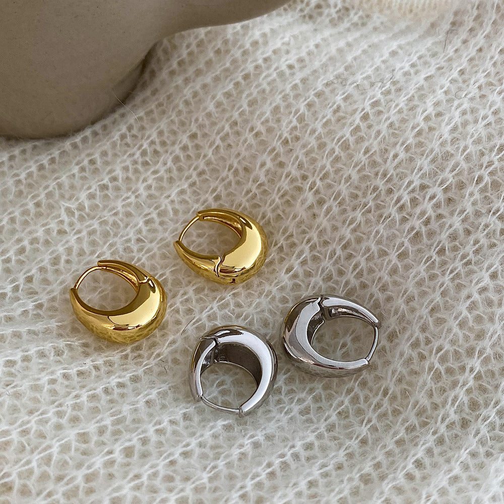 oval-bracelet-metal-ear-cuff