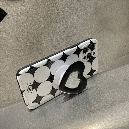 Black And White Diamond Round iPhone Case