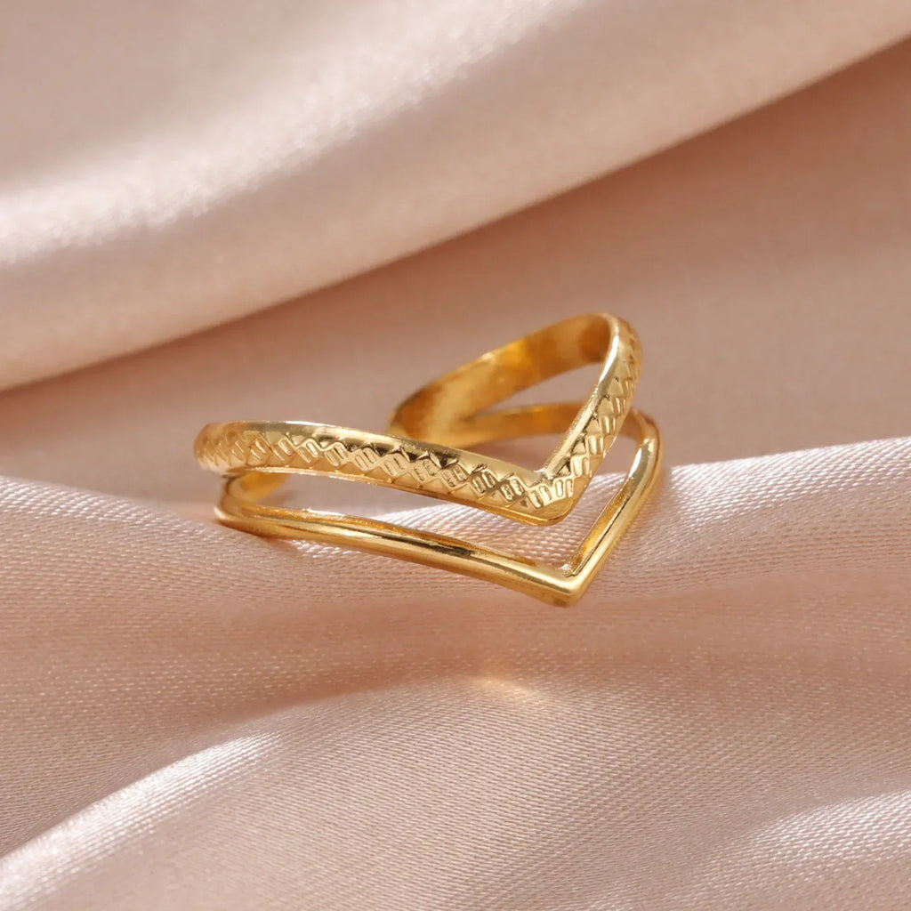 Women's Wild Adjustable V Ring - Viexta