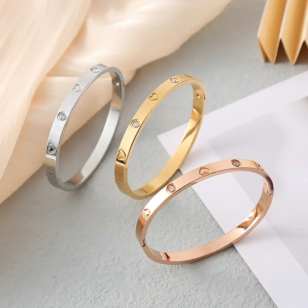 Heart-shaped Buckle Diamond Stainless Steel Bracelet - Viexta
