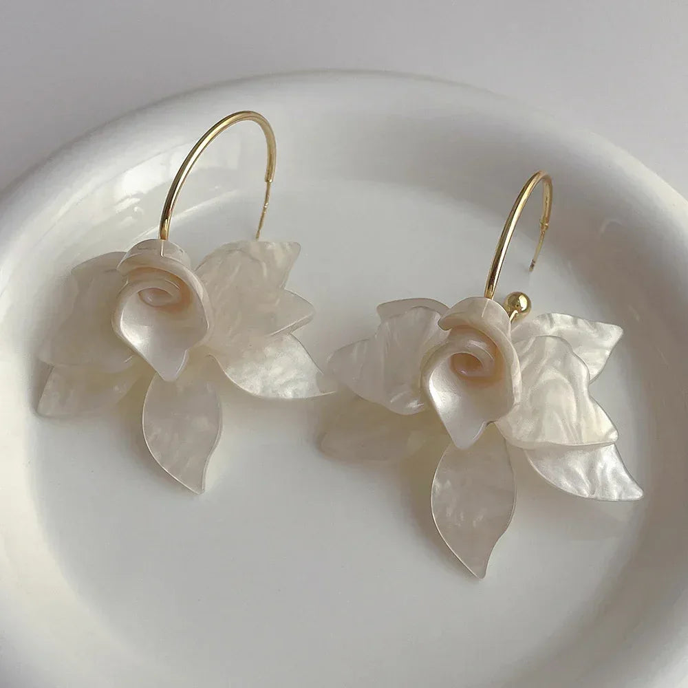 light-luxury-high-grade-niche-temperament-ear-studs - Viexta