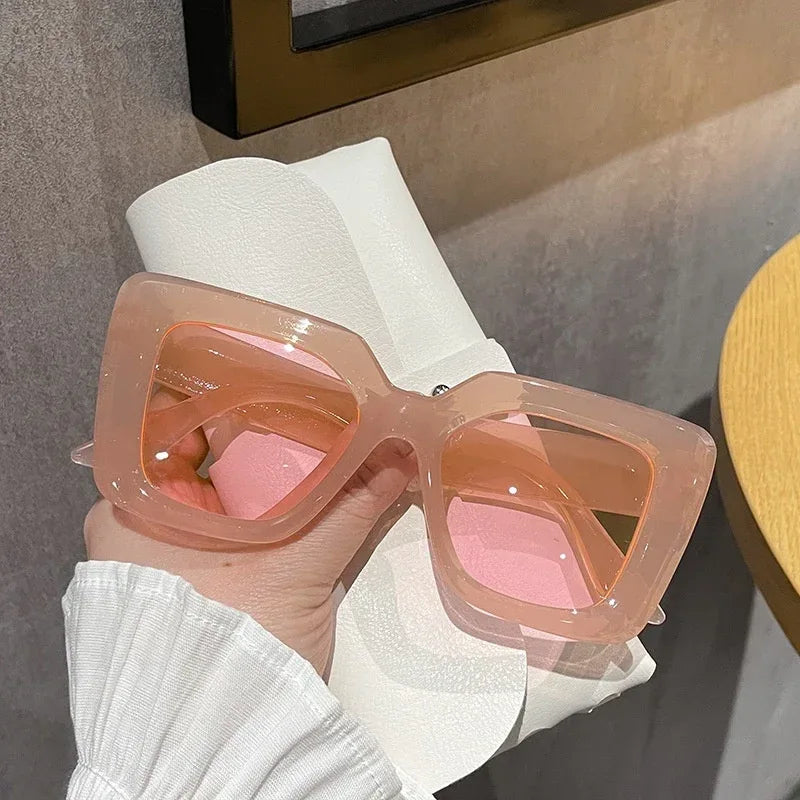 Classic Black Frame Travel Glasses - Viexta