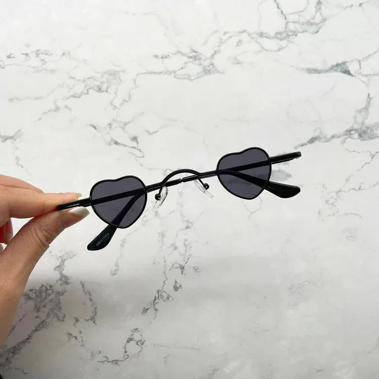 Love Retro Small Frame Eyes Glasses - Viexta