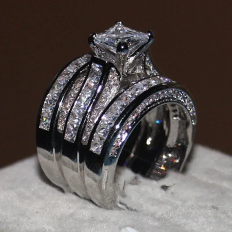 White Zircon Ring - Viexta