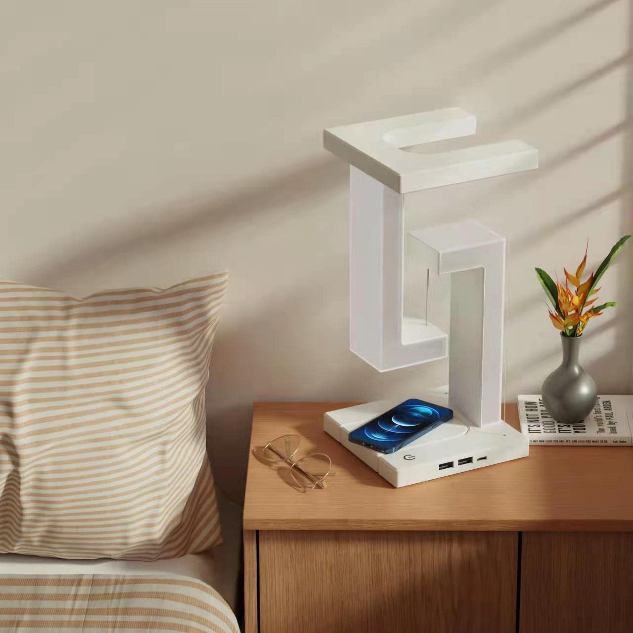 Wireless Smartphone Charging Suspension Table Lamp Balance Floating Lamp