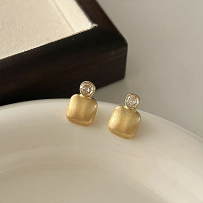 Retro Hong Kong Golden Versatile Earrings