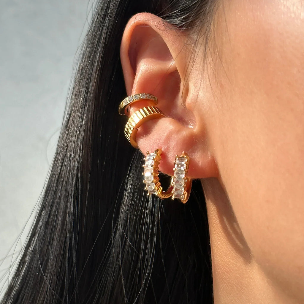 Titanium Steel Minimalist Small Zircon Earrings - Viexta
