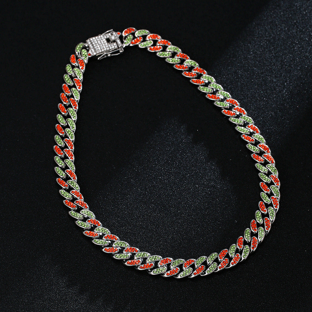diamond-inlaid-necklace