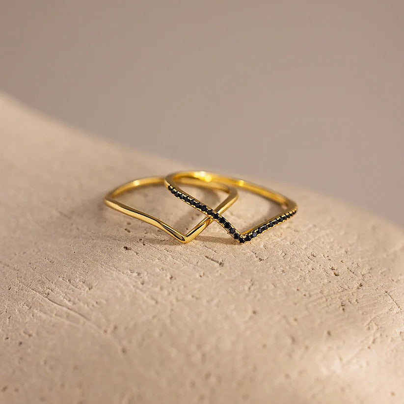 New Herringbone Ring Set