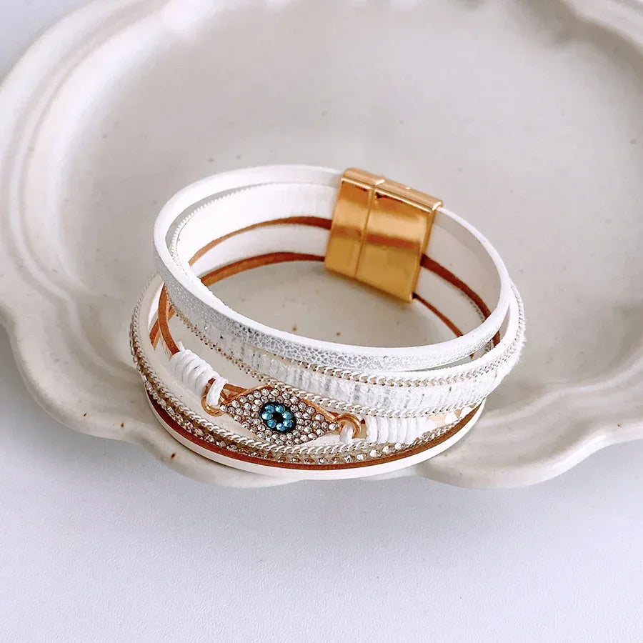 Diamond-embedded Bracelet - Viexta